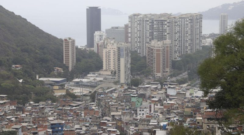 População do Brasil passa de 211,7 milhões de habitantes, estima IBGE –  radiofandango.com