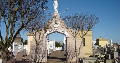 Cemitério das Irmandades é liberado para visitação