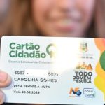 Estado repassou R$ 18 milhões em bolsas do Programa Todo Jovem na Escola a estudantes nesta sexta-feira