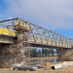 Parte metálica da Ponte do Fandango será elevada nesta quinta-feira